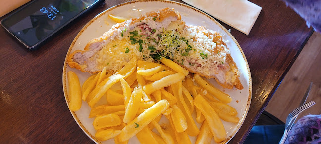 Opinii despre Belga Étterem & Bár în Göd - Vendéglátás