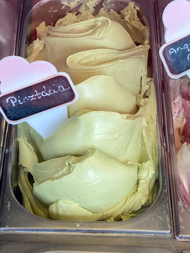 Comentarii opinii despre Édes Sziget