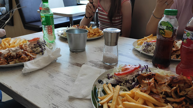 Várfaló - Vendéglátás