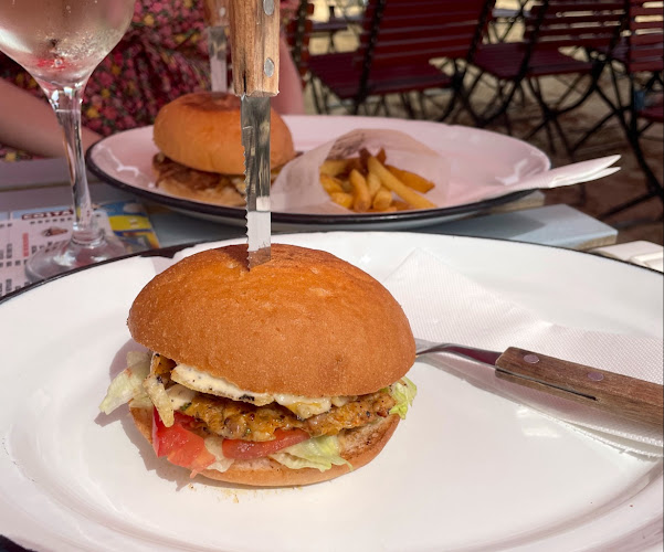 Larios Beach Bar by Deep Burger - Vendéglátás