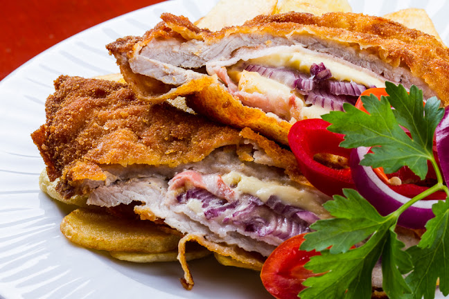 Szeged, Fő fasor 14, 6726