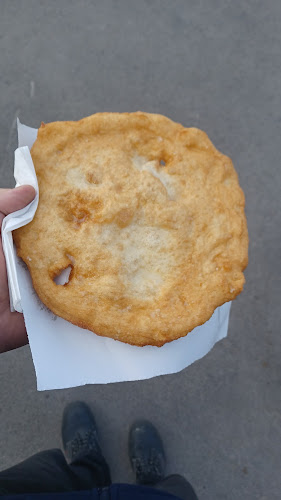 Comentarii opinii despre Lángossütő Büfé