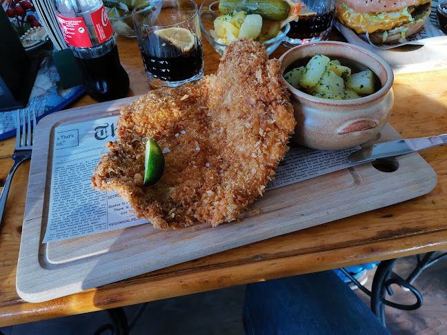 Opinii despre Balcsi Falatozó-Átmenetileg zárva, újranyitás 2025.október!Addig a Tölgyfa Étterem&Pub-ban tartunk nyitva! în Zamárdi - Vendéglátás