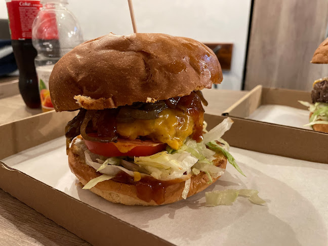 Opinii despre Placc burger and what else în Szombathely - Vendéglátás