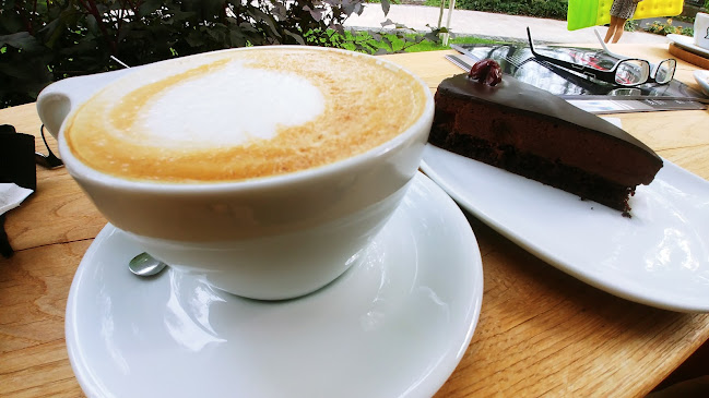 Maurus Étterem és Borbár - Vendéglátás