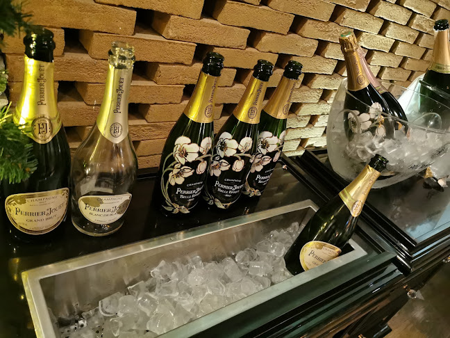 Arany Kaviár Étterem - Vendéglátás