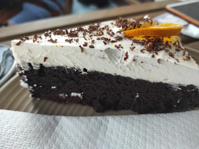 Opinii despre LYR Speciality Coffee and Food în Pécs - Vendéglátás