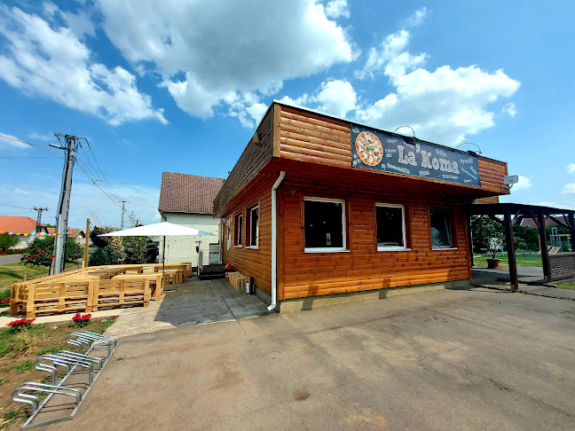 La'Koma - Vendéglátás