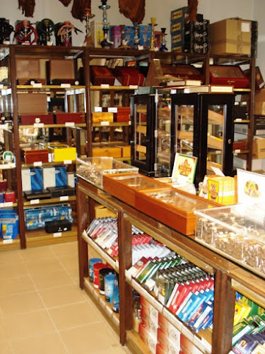 Golden Drinks Kft. Italszaküzlet és Nemzeti Dohánybolt - Vendéglátás