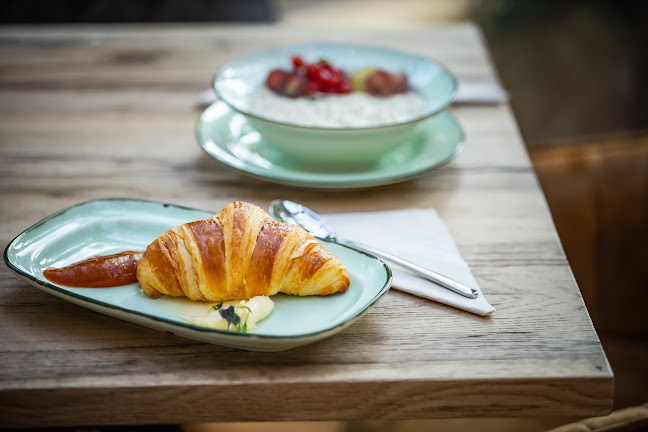 Opinii despre Dabas Deli ∙ Bistro în Dabas - Vendéglátás