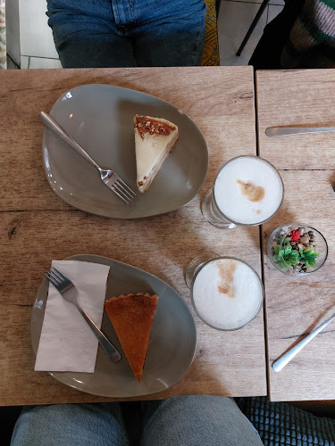 Comentarii opinii despre Sütipont