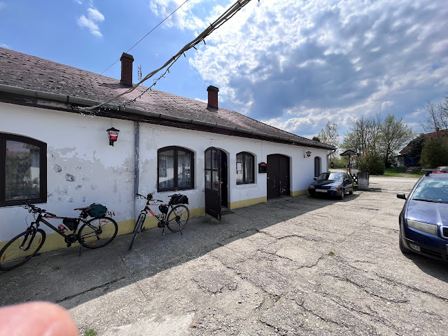 Comentarii opinii despre Nyárfástanya Vendéglő