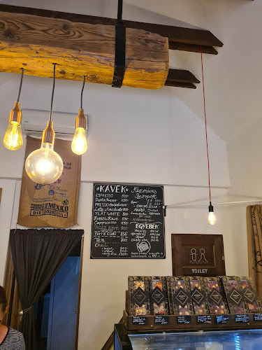 Opinii despre Sercli Café în Budajenő - Vendéglátás