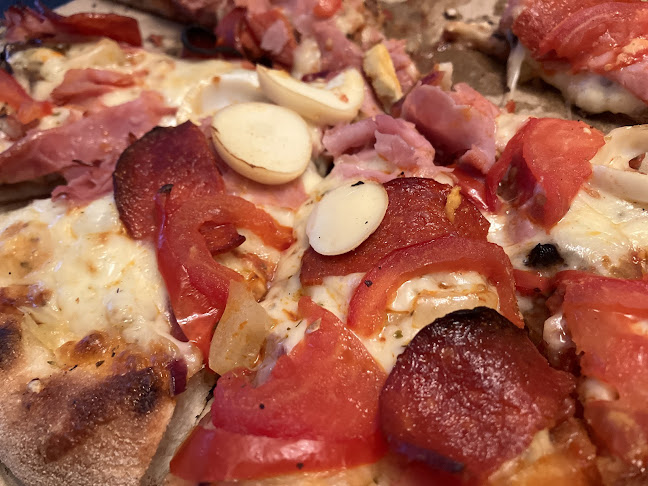 Opinii despre MOB Pizzéria în Budapest - Vendéglátás