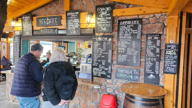 Opinii despre Rév Büfé în Révfülöp - Vendéglátás