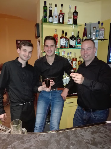 Comentarii opinii despre Garay Söröző