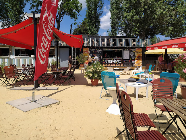 Opinii despre Larios Beach Bar by Deep Burger în Alsóörs - Vendéglátás