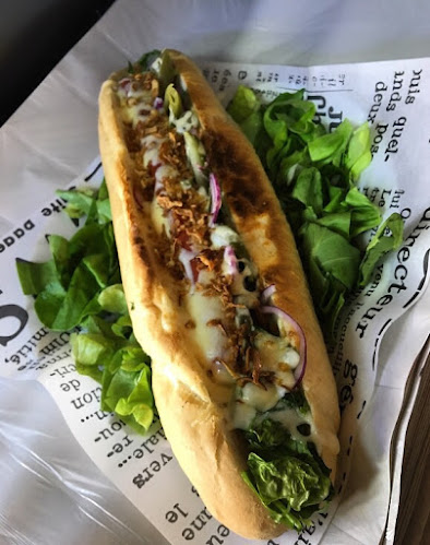 Giga Testvérek - Vendéglátás