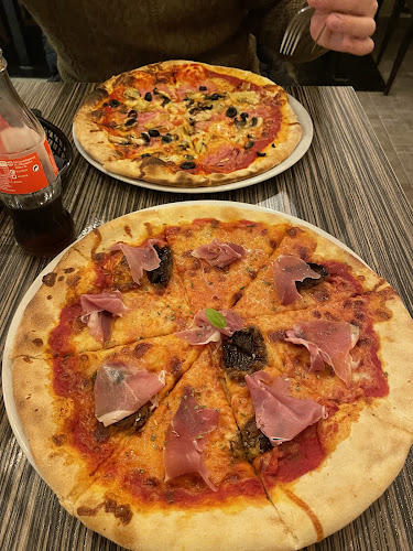 Opinii despre Trattoria dello Spago în Budapest - Vendéglátás