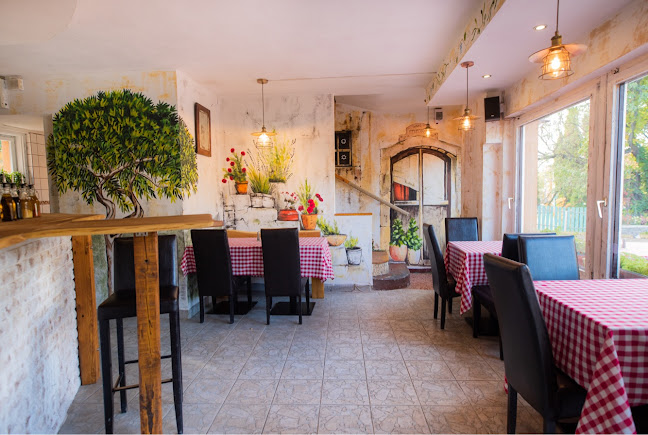 Opinii despre La Piazza în Budapest - Vendéglátás