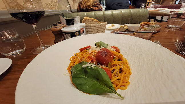 Opinii despre Deák St. Kitchen în Budapest - Vendéglátás