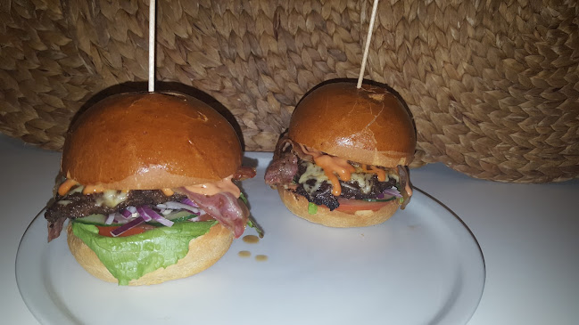 Kalóz Pizza-Grill-Hamburger-Tészta-Gyros - Vendéglátás