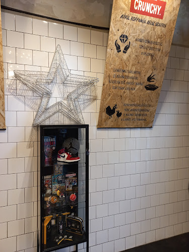 Opinii despre Crunchy Király 60 în Budapest - Vendéglátás