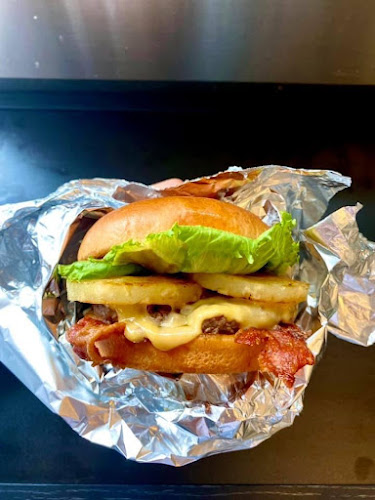 Comentarii opinii despre Absolut Burger & Lángos