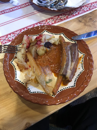 Comentarii opinii despre Virágoskúti Rózsakert Biocsárda