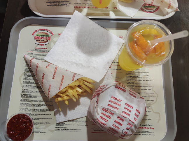 Comentarii opinii despre Hamburger Bár