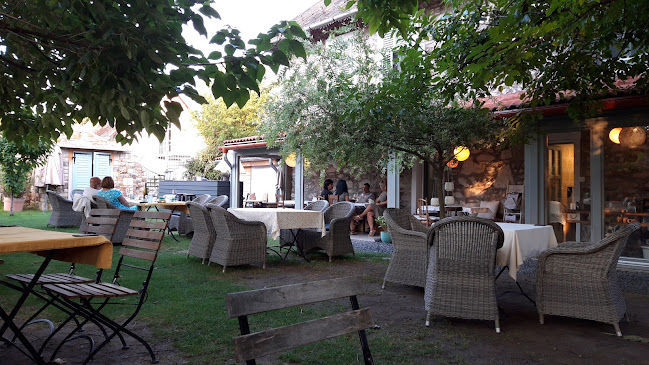 Opinii despre Vánkos Bed and Bistro în Badacsonytomaj - Vendéglátás