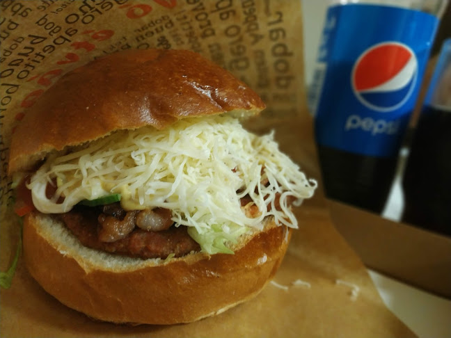 Comentarii opinii despre New City Ételbár