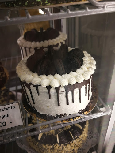 Comentarii opinii despre Zagyva Cukrászda