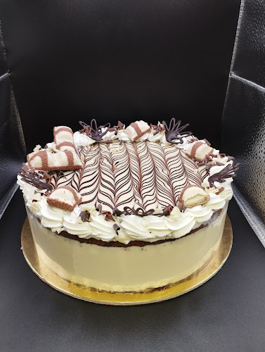 All In Cukrászda - Vendéglátás