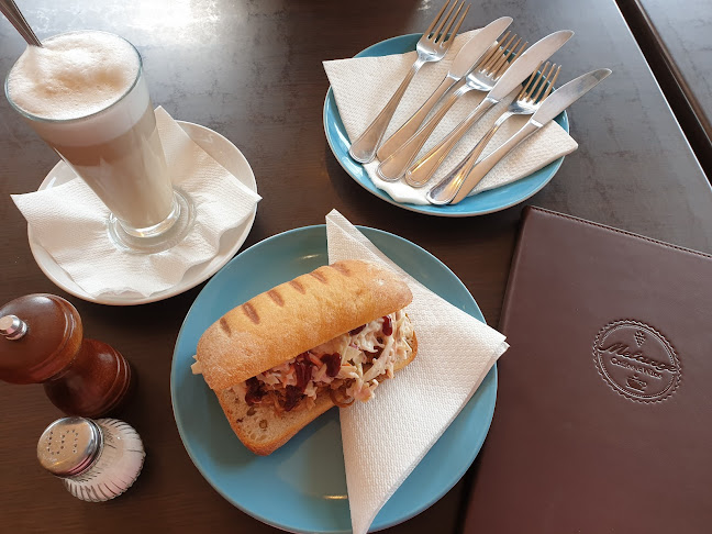 Budapest, Homoktövis u. 106, 1048