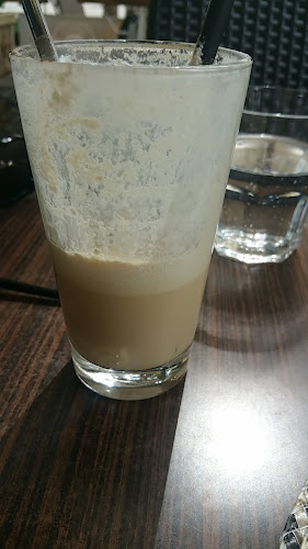 Opinii despre Korzó Kávéház în Szolnok - Vendéglátás