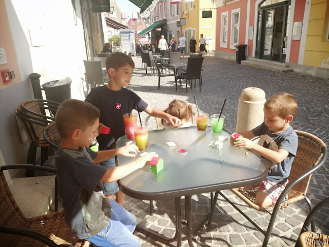 Comentarii opinii despre Mickey's Chicken & Burger