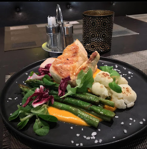 Opinii despre Replay Cafe & Restaurant în Pécs - Vendéglátás