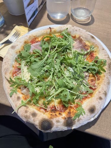 Gomba Étterem és Pizzéria