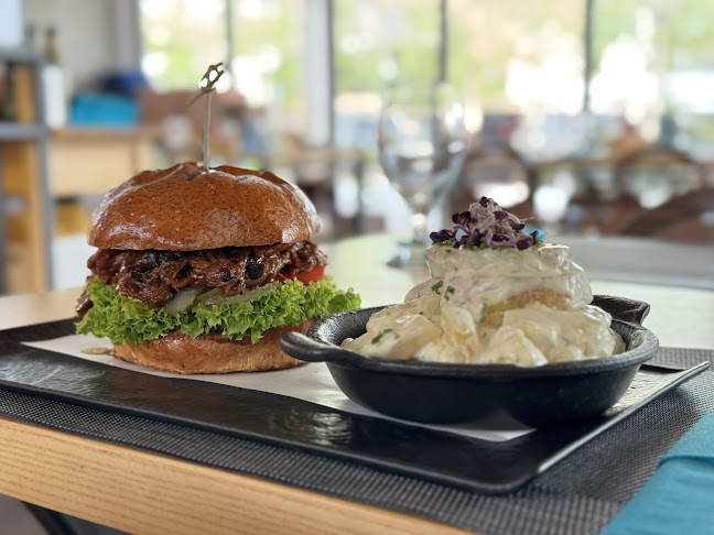 Opinii despre Maximus Steak House Balatonfüred în Balatonfüred - Vendéglátás