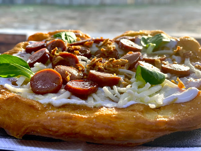 Nyeső Paul e.v. - Vendéglátás