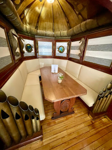 Submarine Station Étterem (Ernst & Wolf Kft.) - Vendéglátás