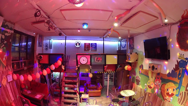 Happy Drink Bar - closed in 2023 :(