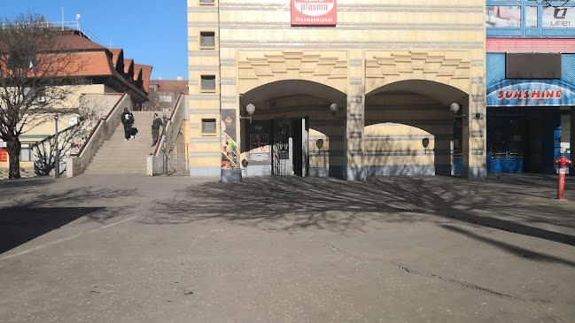 Gubi Reform Pékség