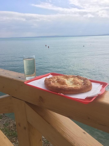 Comentarii opinii despre Rév Büfé