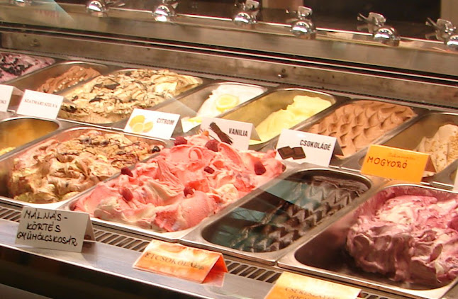 Sárvári Cukrászda - Eger