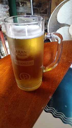 Opinii despre Buszos Kocsma în Kecskemét - Vendéglátás