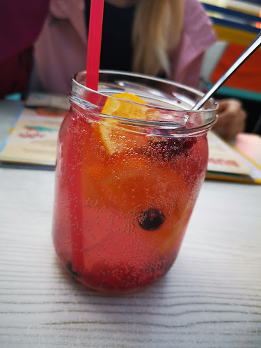 Opinii despre Johnny's Bistro Buda în Budapest - Vendéglátás