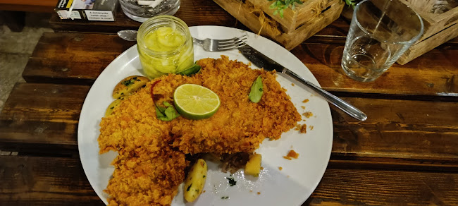 Hági Udvar és Étterem - Vendéglátás