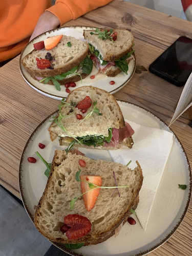 Modam Specialty Coffee & Store